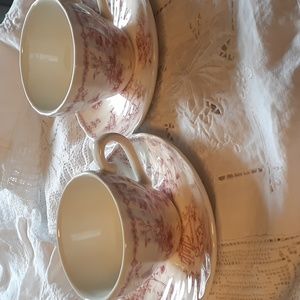 Queen's Chelsea Toile Cups and Saucers